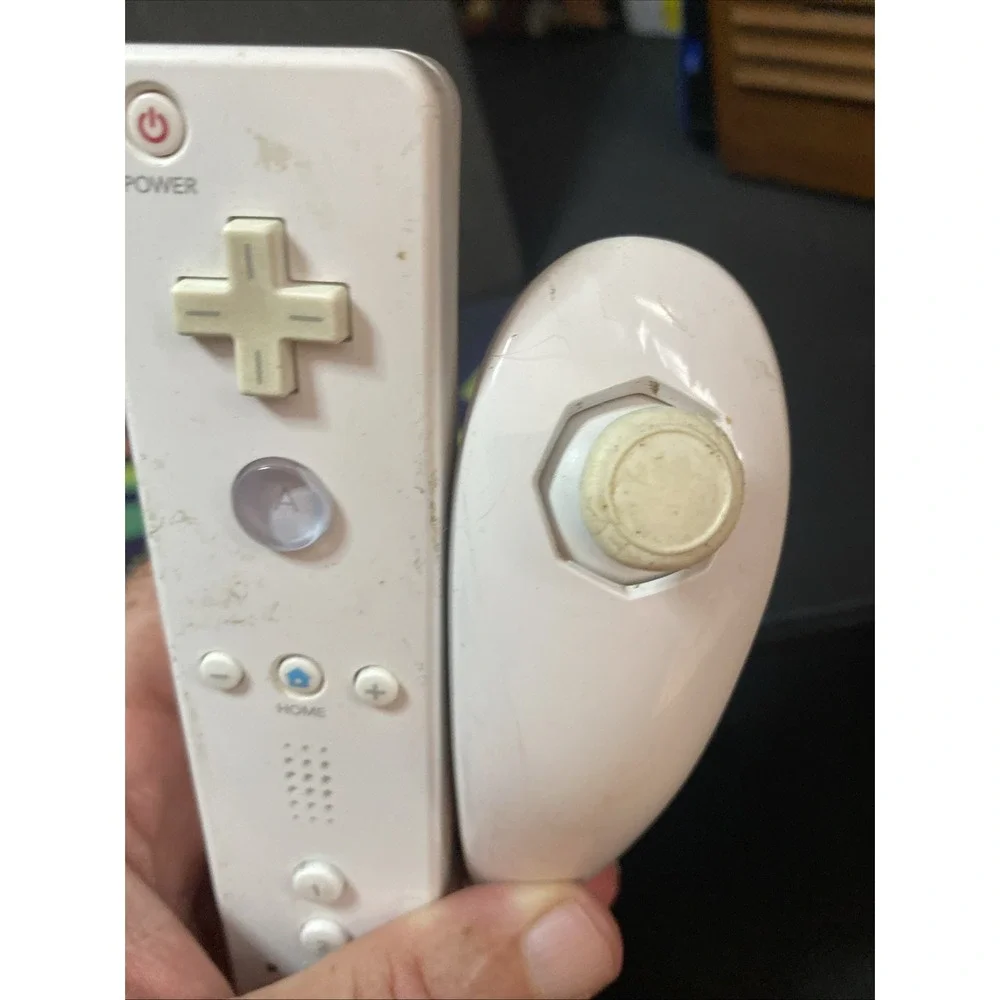 Nintendo Wii Controller White RVL-003 W/ Nunchuk- Tested A1
